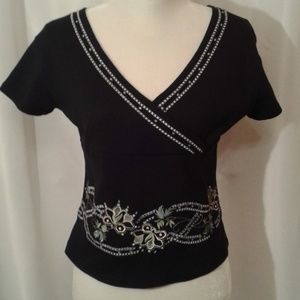 Embroidered Short Black Sweater